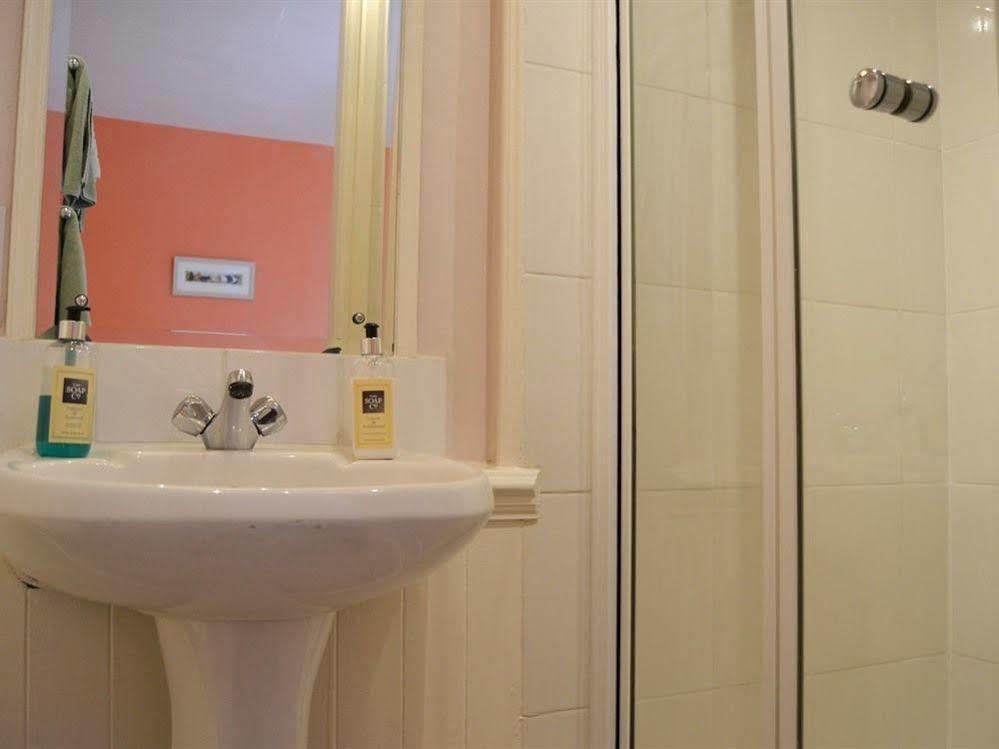 Ashleigh House Bed and Breakfast Windermere Εξωτερικό φωτογραφία
